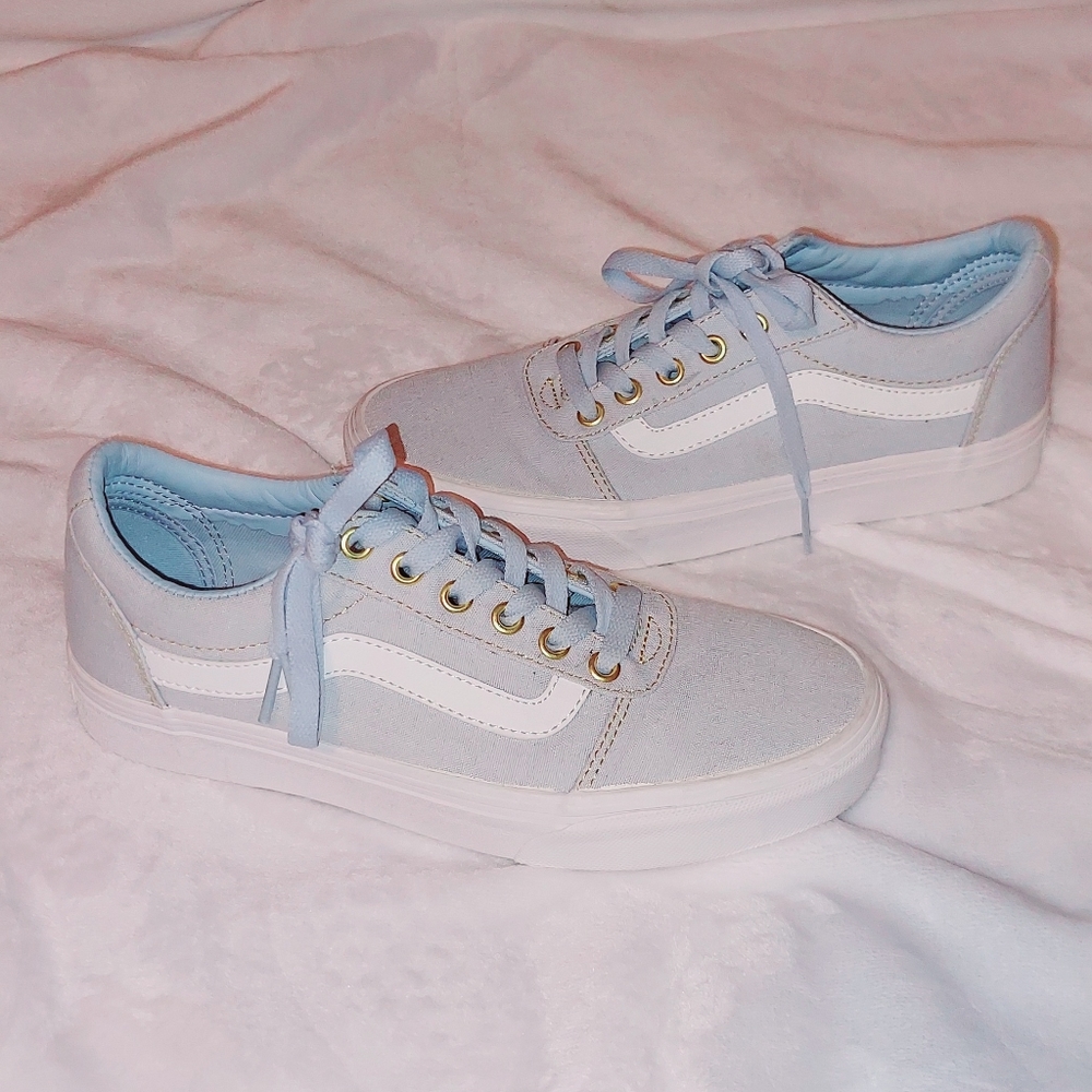 Women's Van's size 7.5